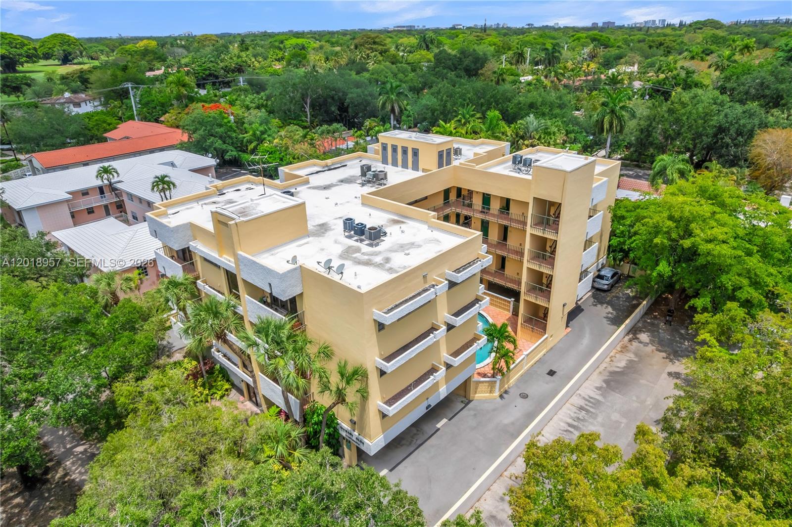 525 Coral Way # 402