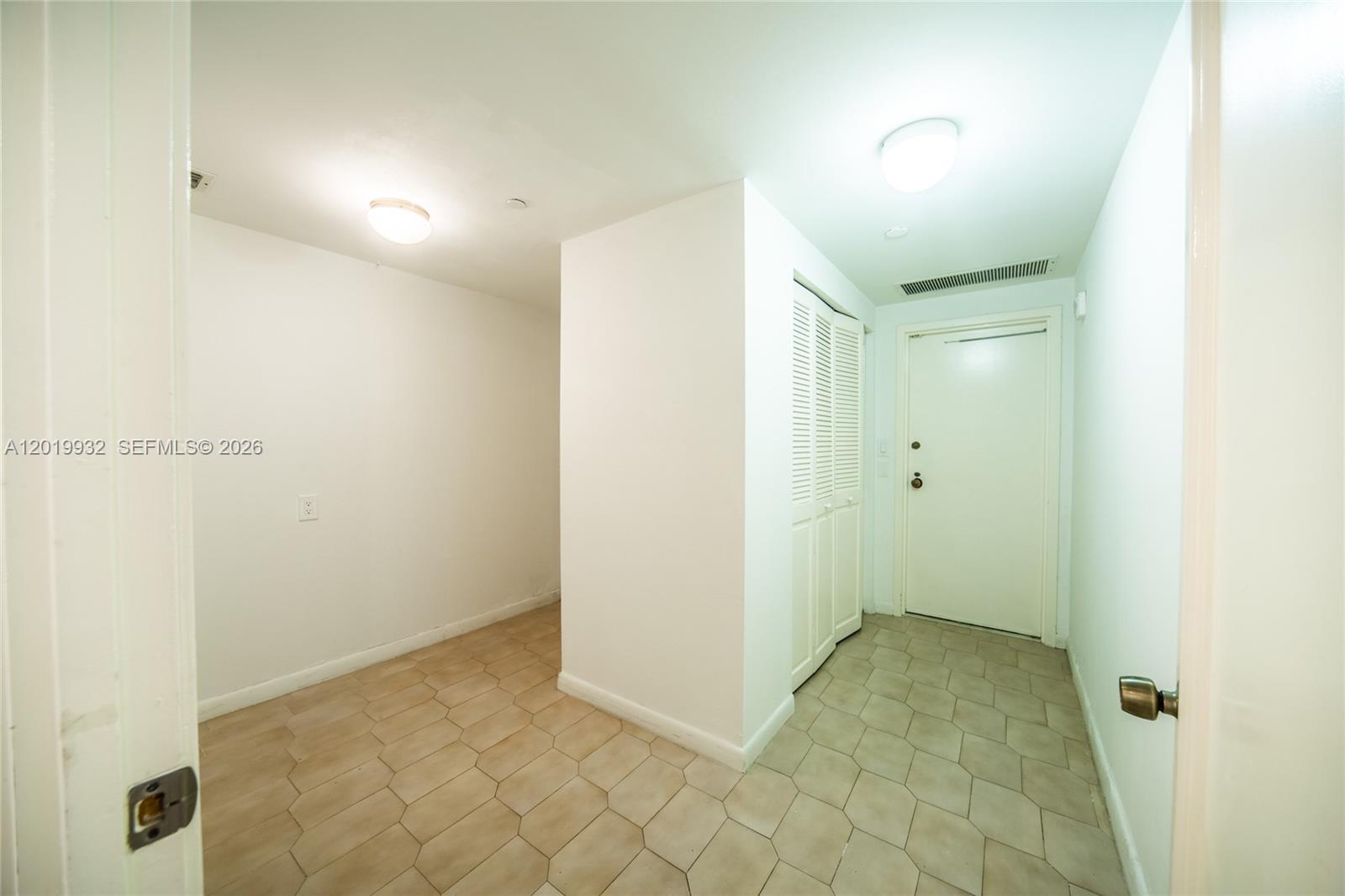 151 Crandon Blvd # 425