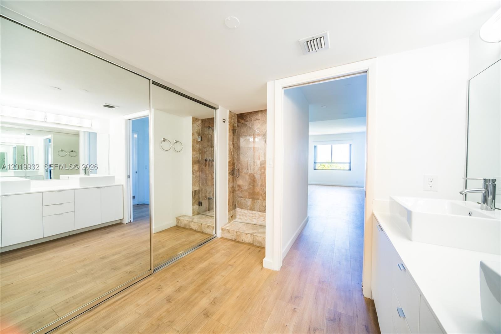 151 Crandon Blvd # 425