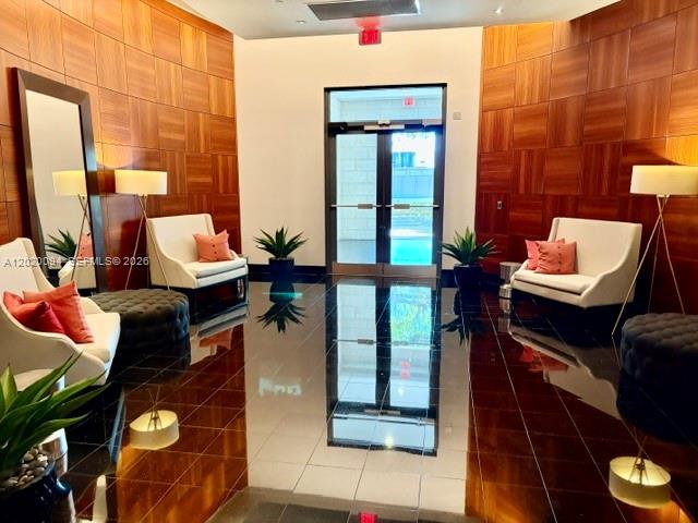 3000 Coral Way # 813