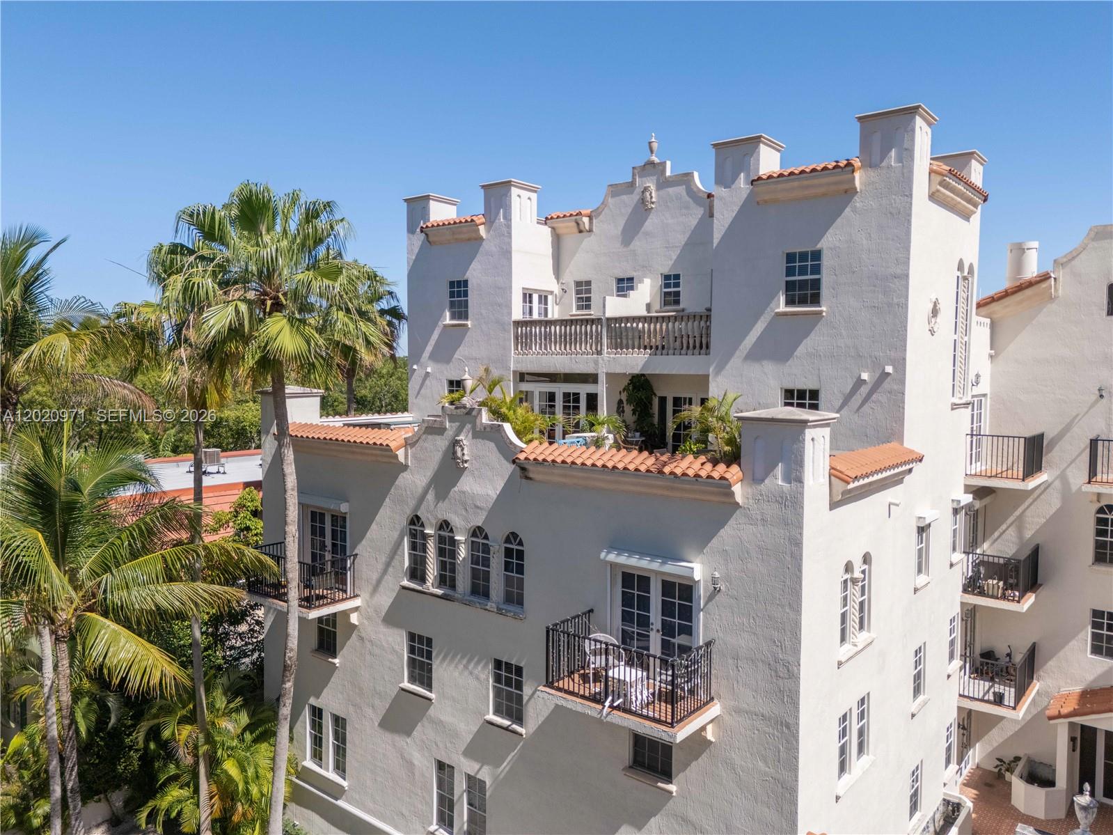 323 Navarre Ave # 403
