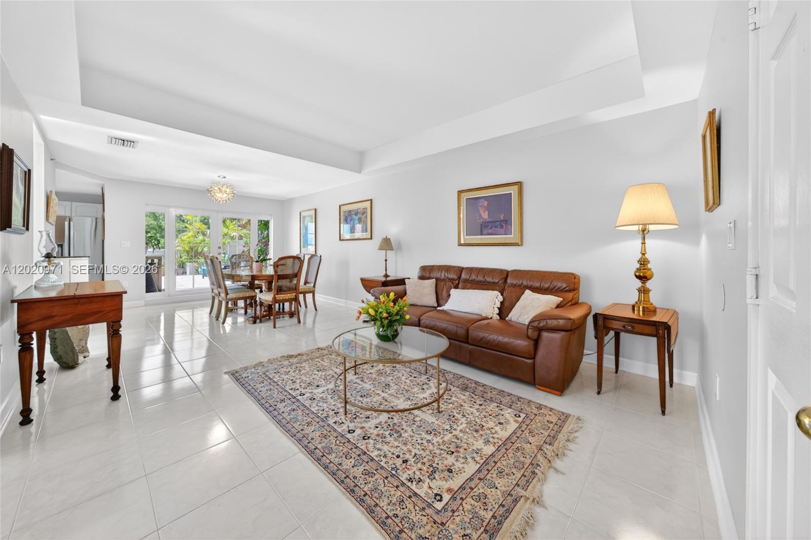 323 Navarre Ave # 403