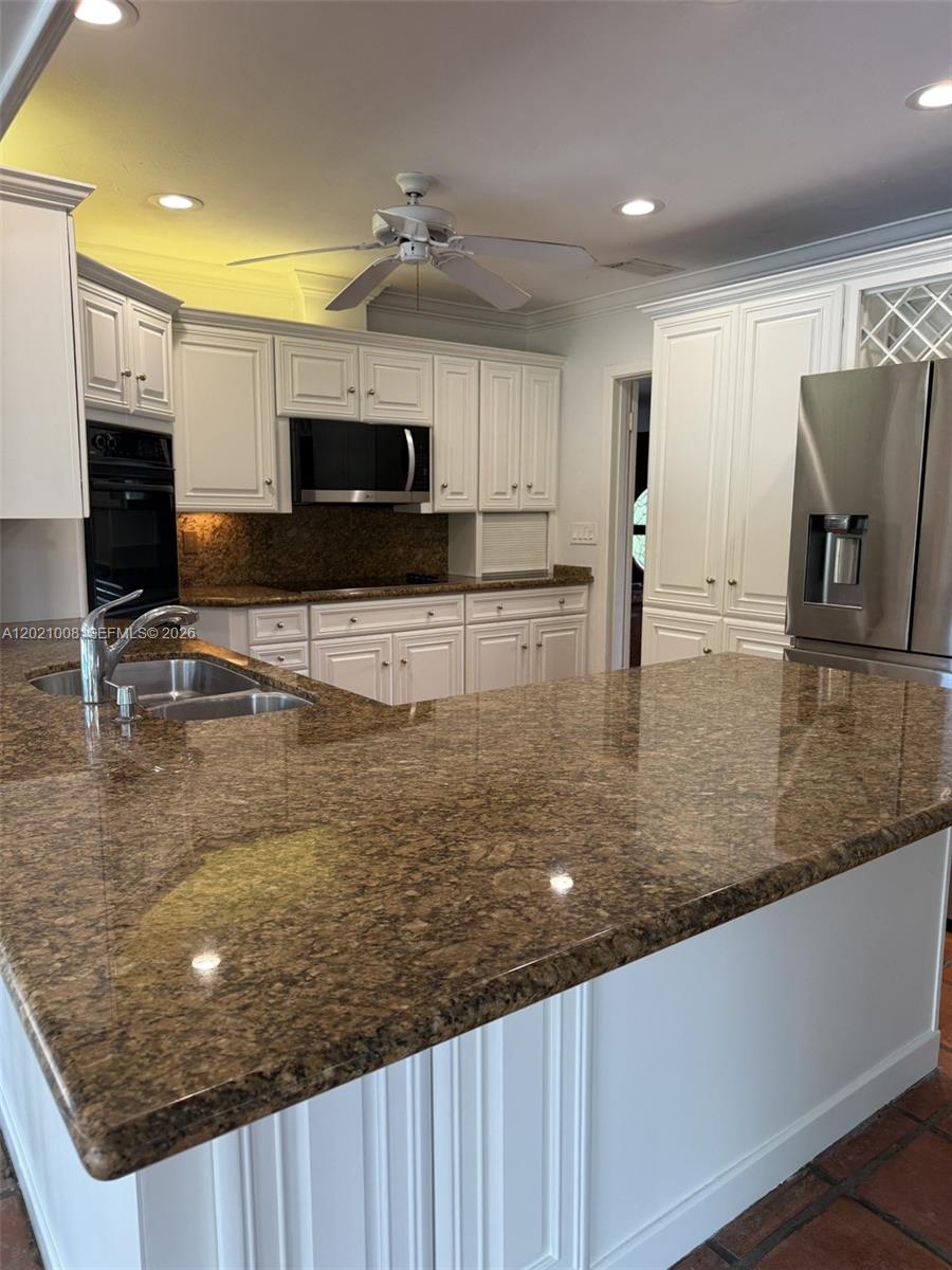 8100 SW 142nd Te