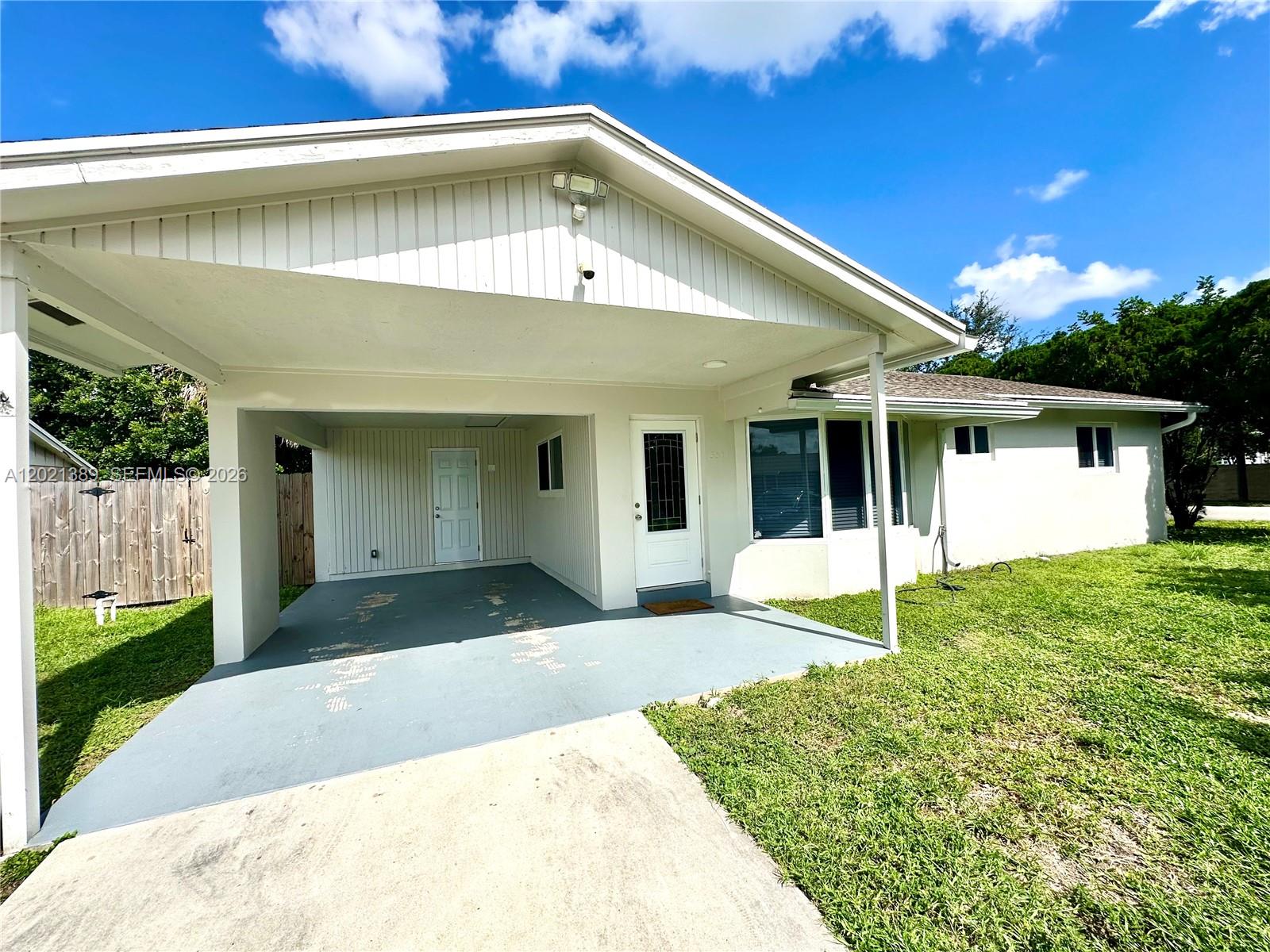 3511 Quentin Ave