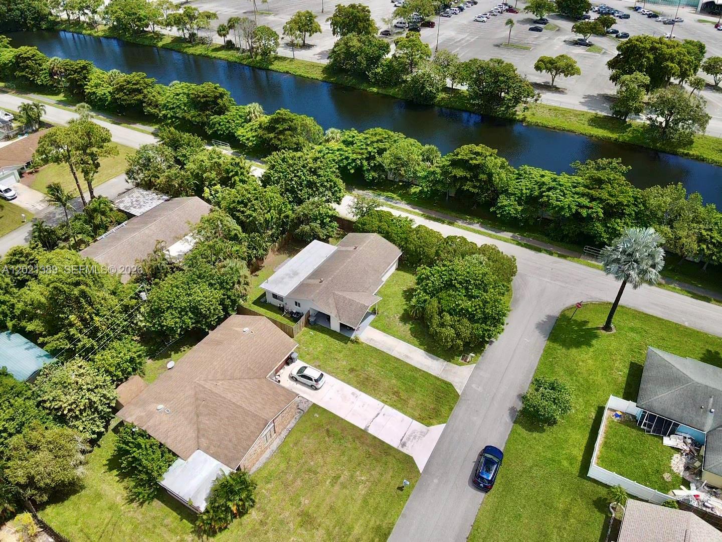 3511 Quentin Ave