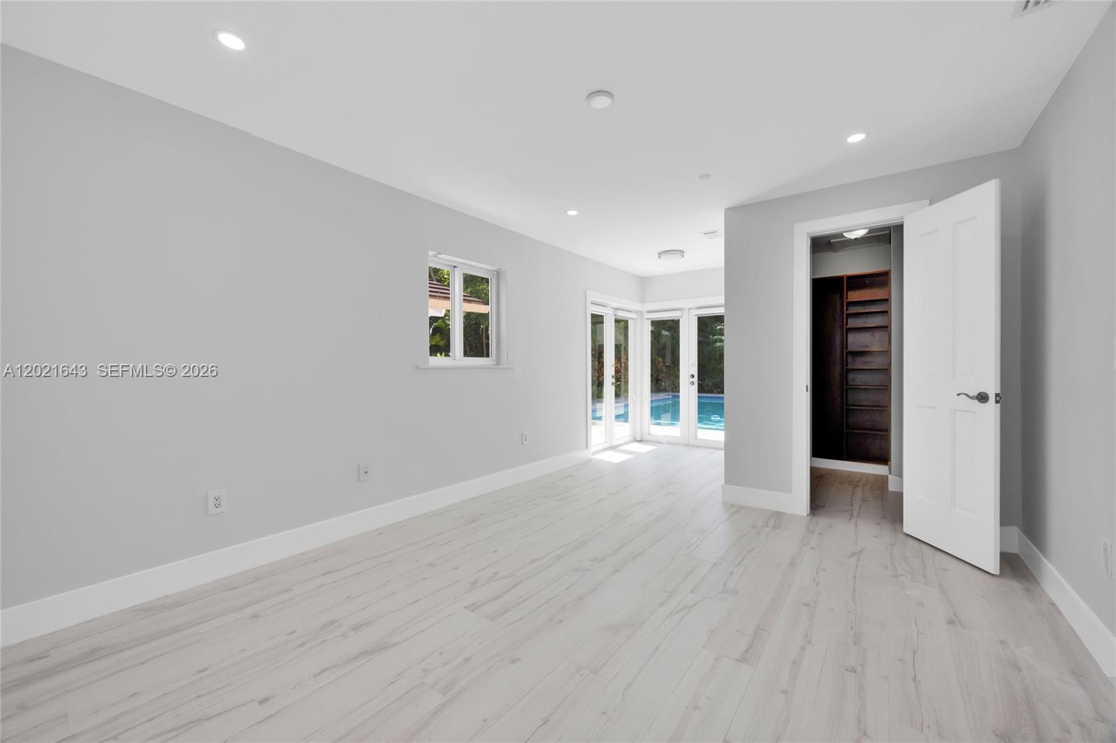 8303 Old Cutler Rd
