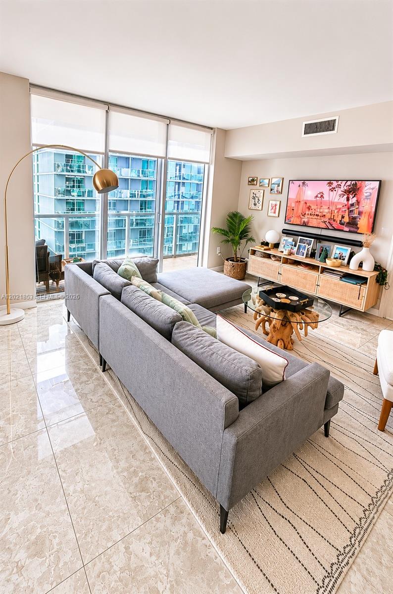 55 SE 6th St # 3001