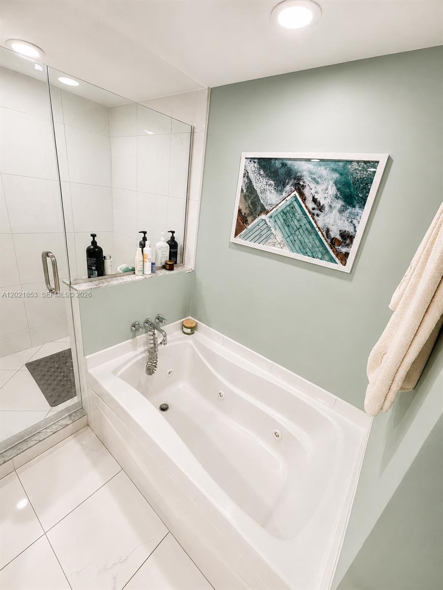 55 SE 6th St # 3001
