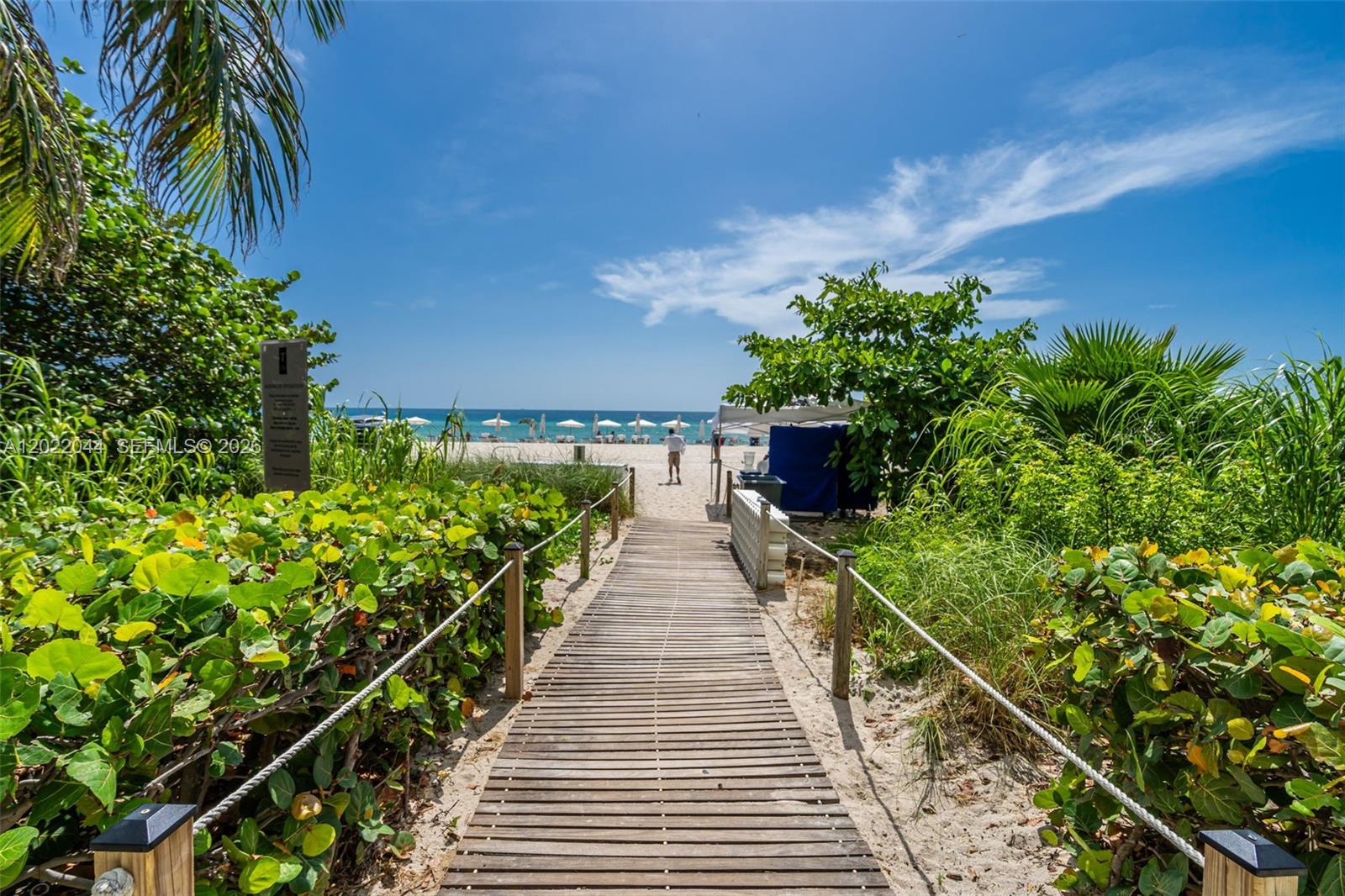 15811 Collins Ave # 3407