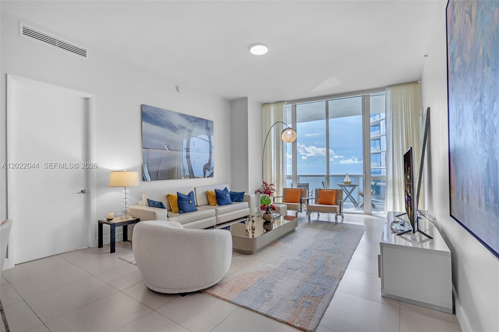 15811 Collins Ave # 3407
