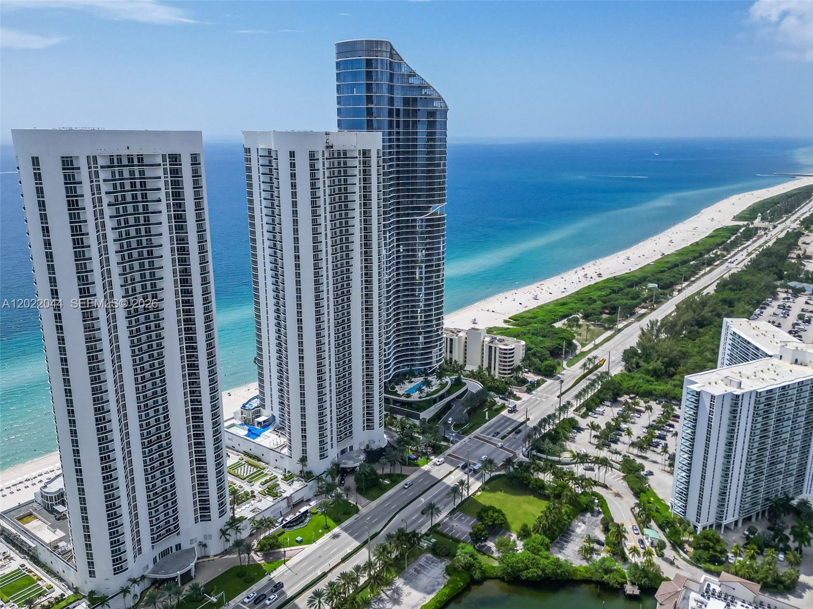 15811 Collins Ave # 3407
