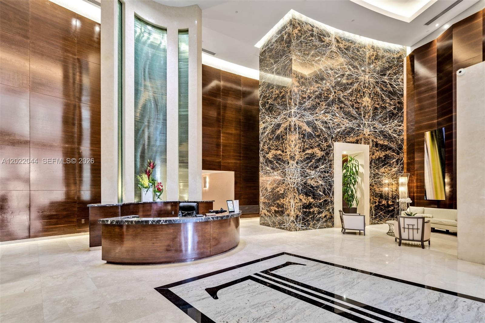 15811 Collins Ave # 3407