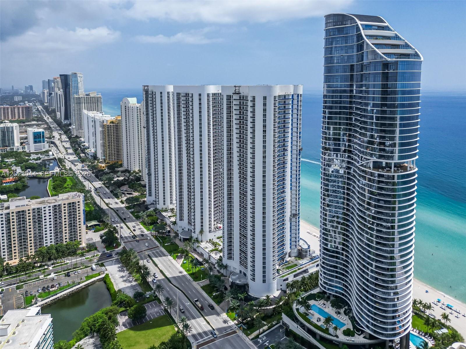 15811 Collins Ave # 3407