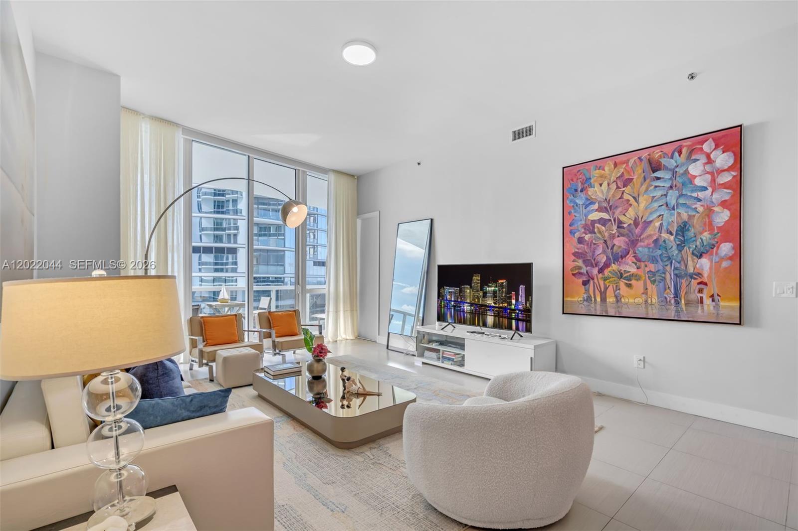 15811 Collins Ave # 3407