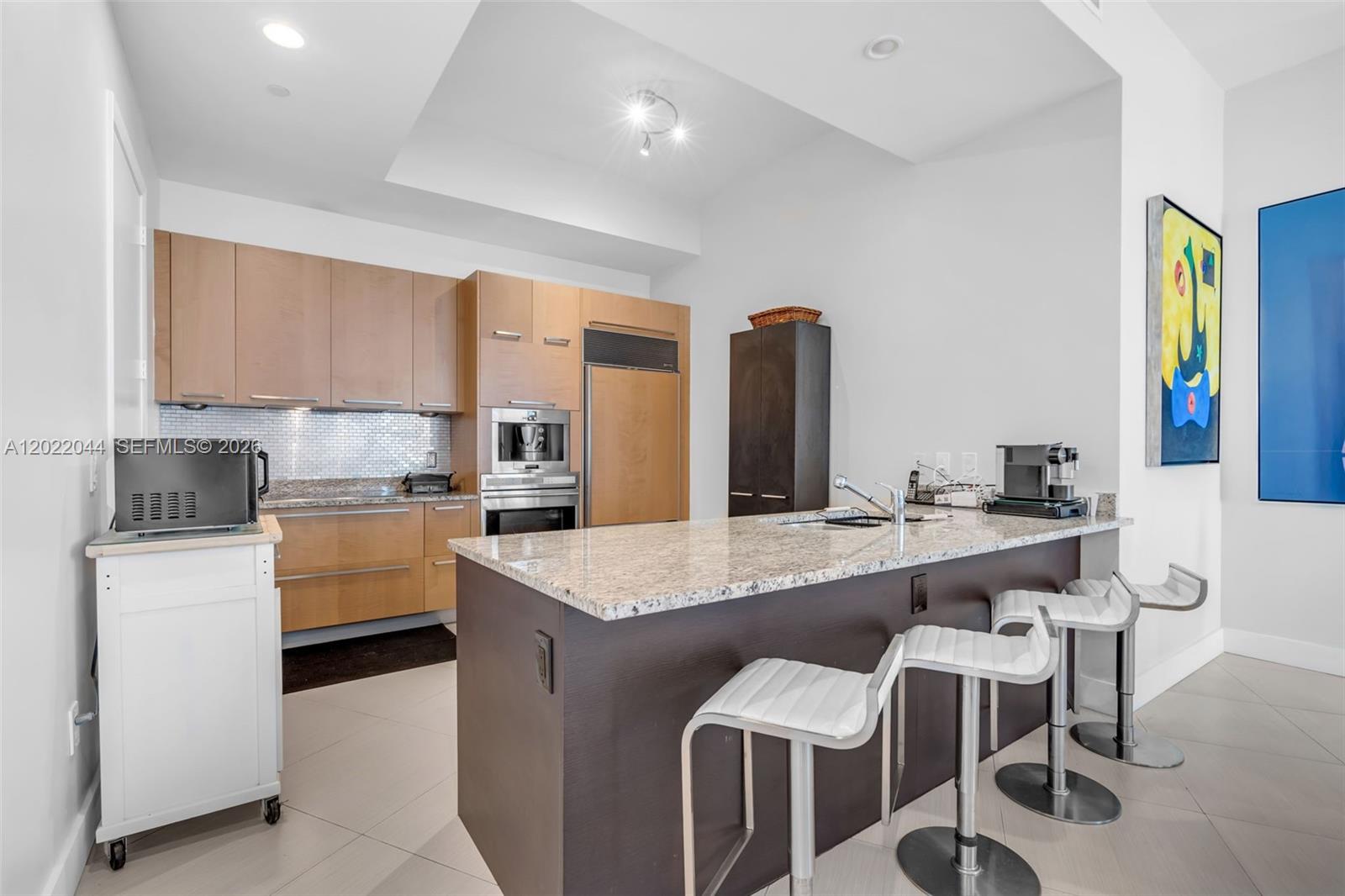 15811 Collins Ave # 3407