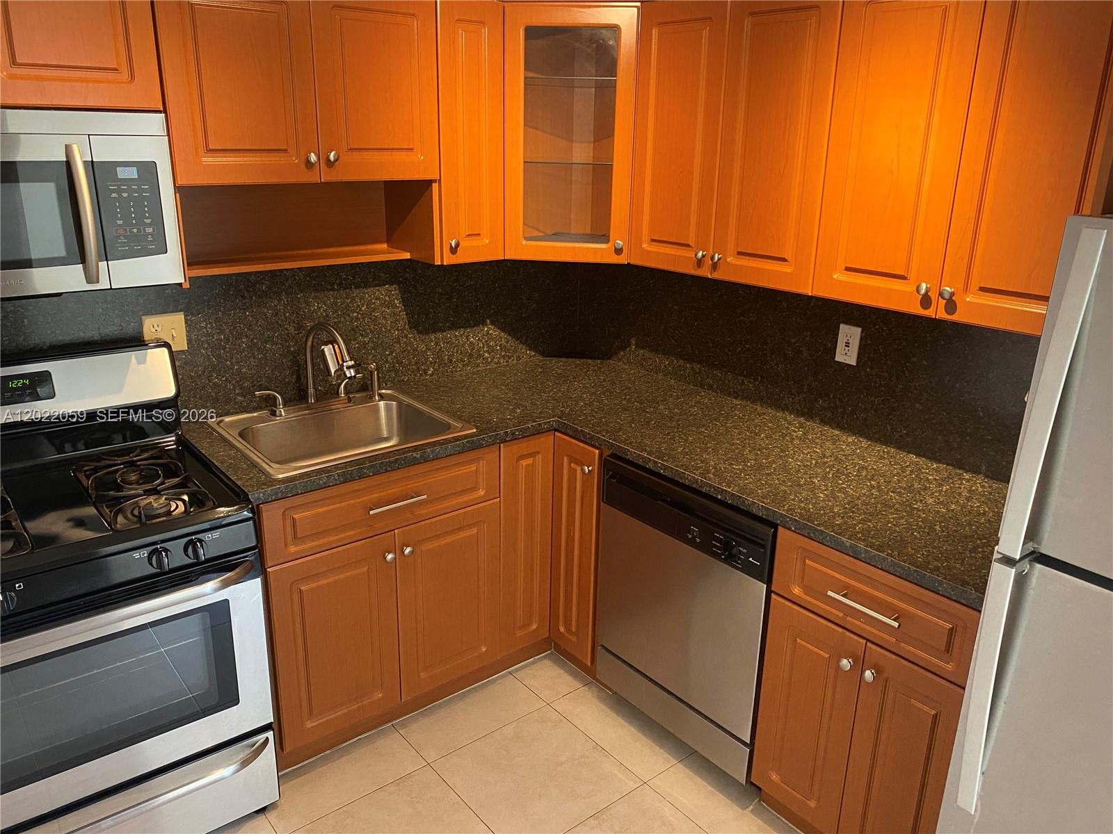 13120 SW 92nd Ave # 222 Unit: B-222