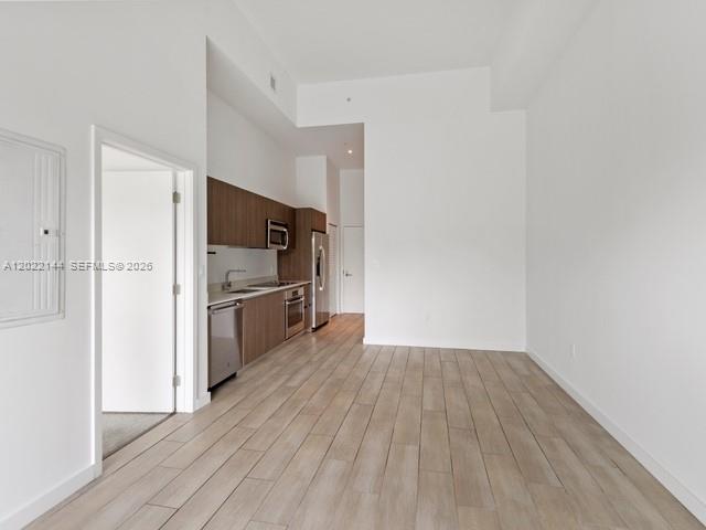 1600 SW 1 Ave # 305