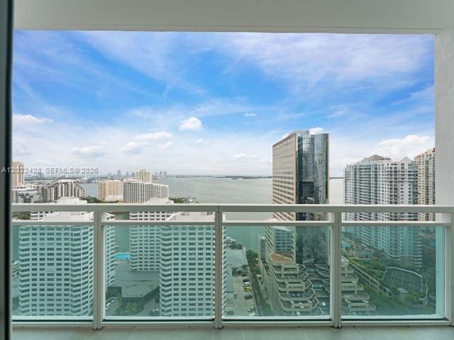 951 Brickell Ave # 2808