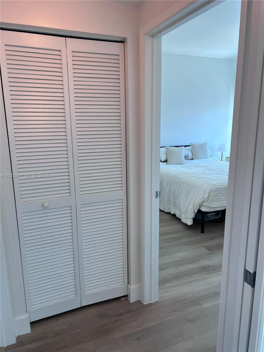 951 Brickell Ave # 2808