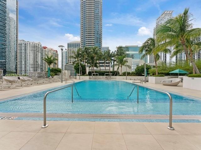 951 Brickell Ave # 2808