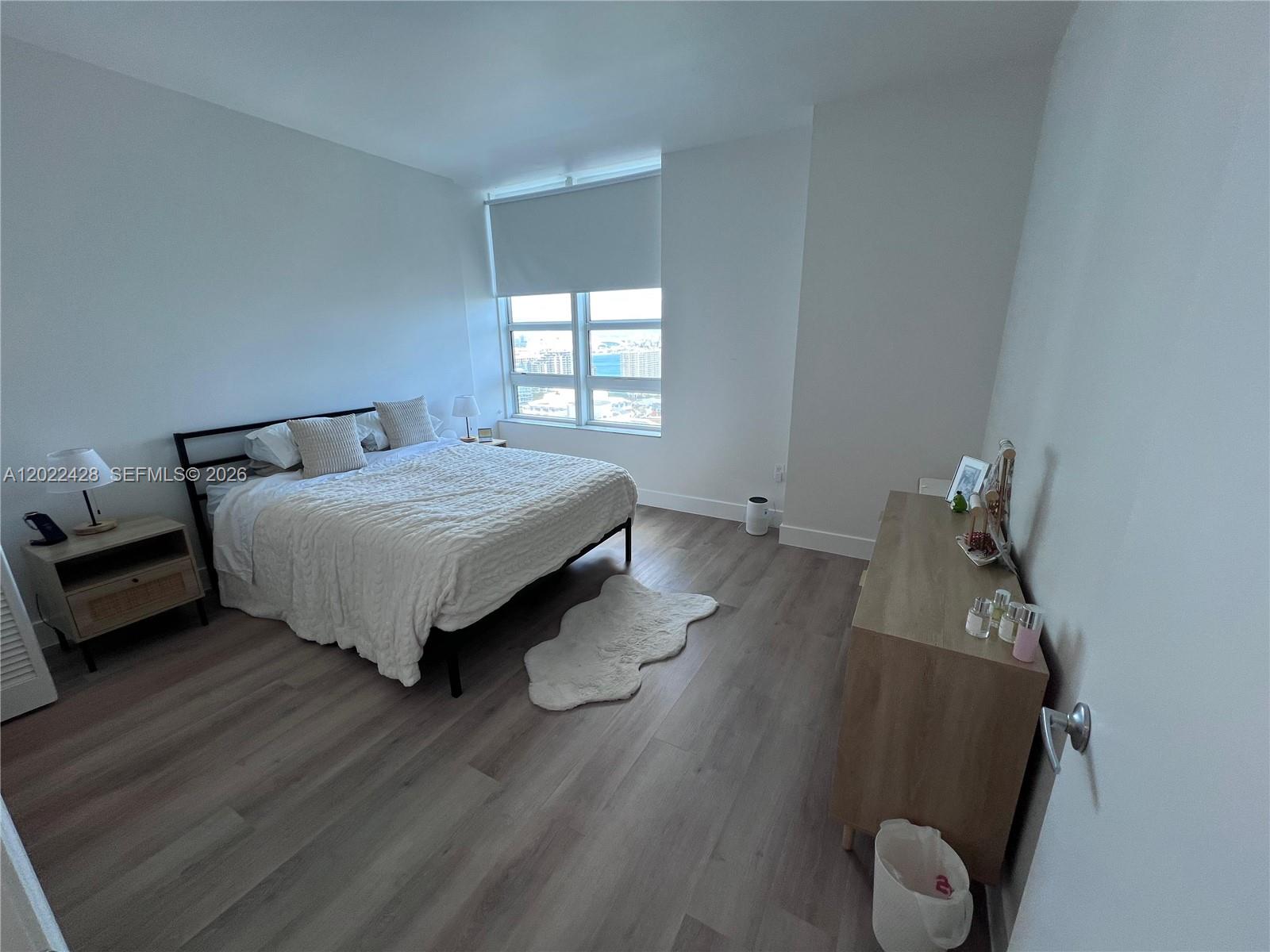 951 Brickell Ave # 2808