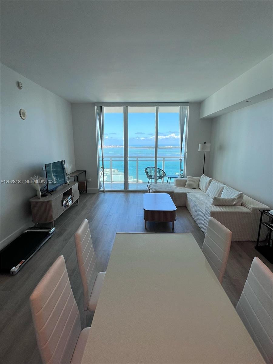 951 Brickell Ave # 2808