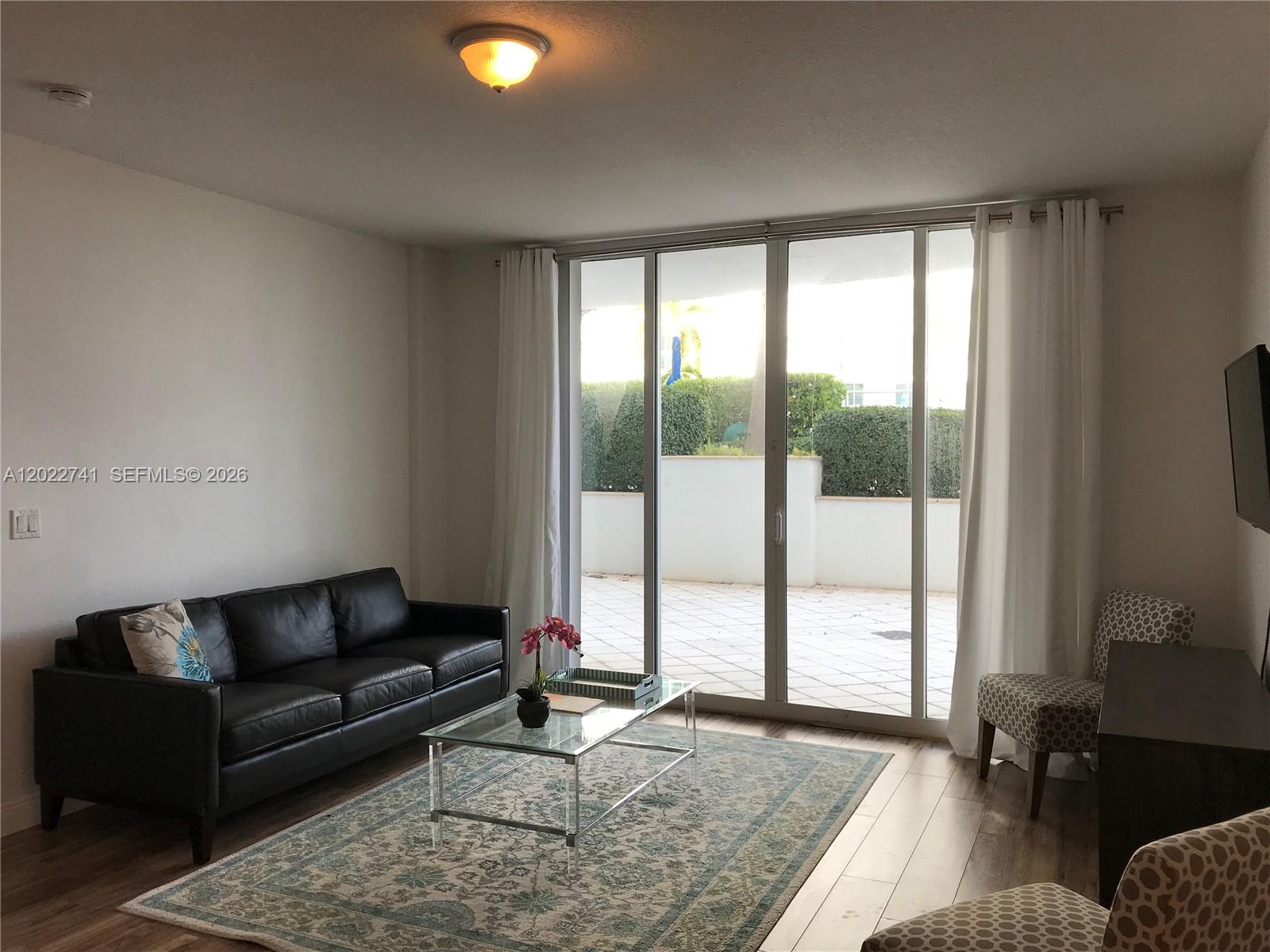 7900 Harbor Island Dr # 523