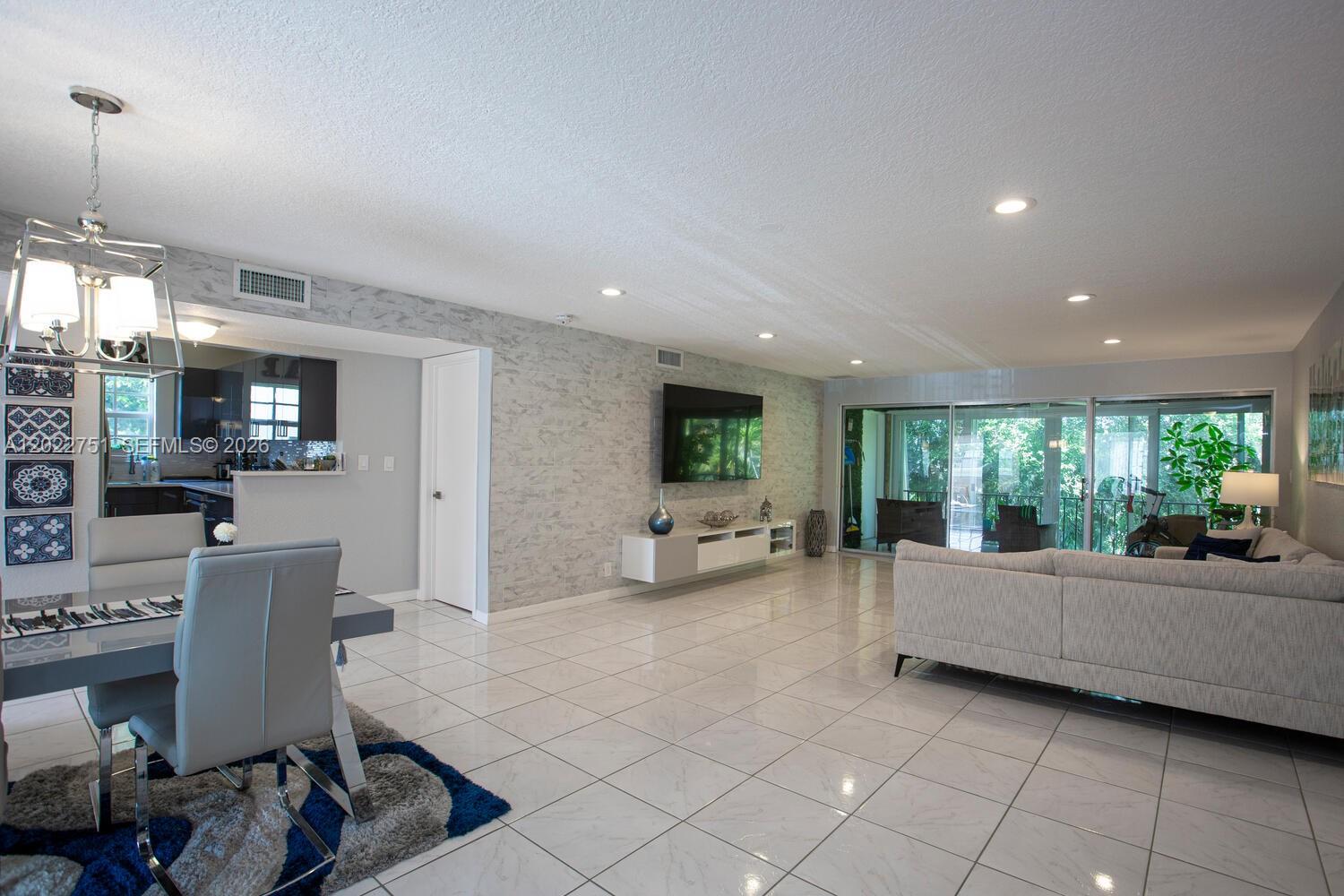 3615 Citrus Trce # 4