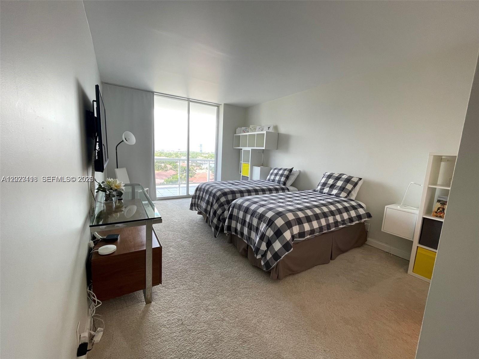 3801 NE 207th St Unit: 10AS