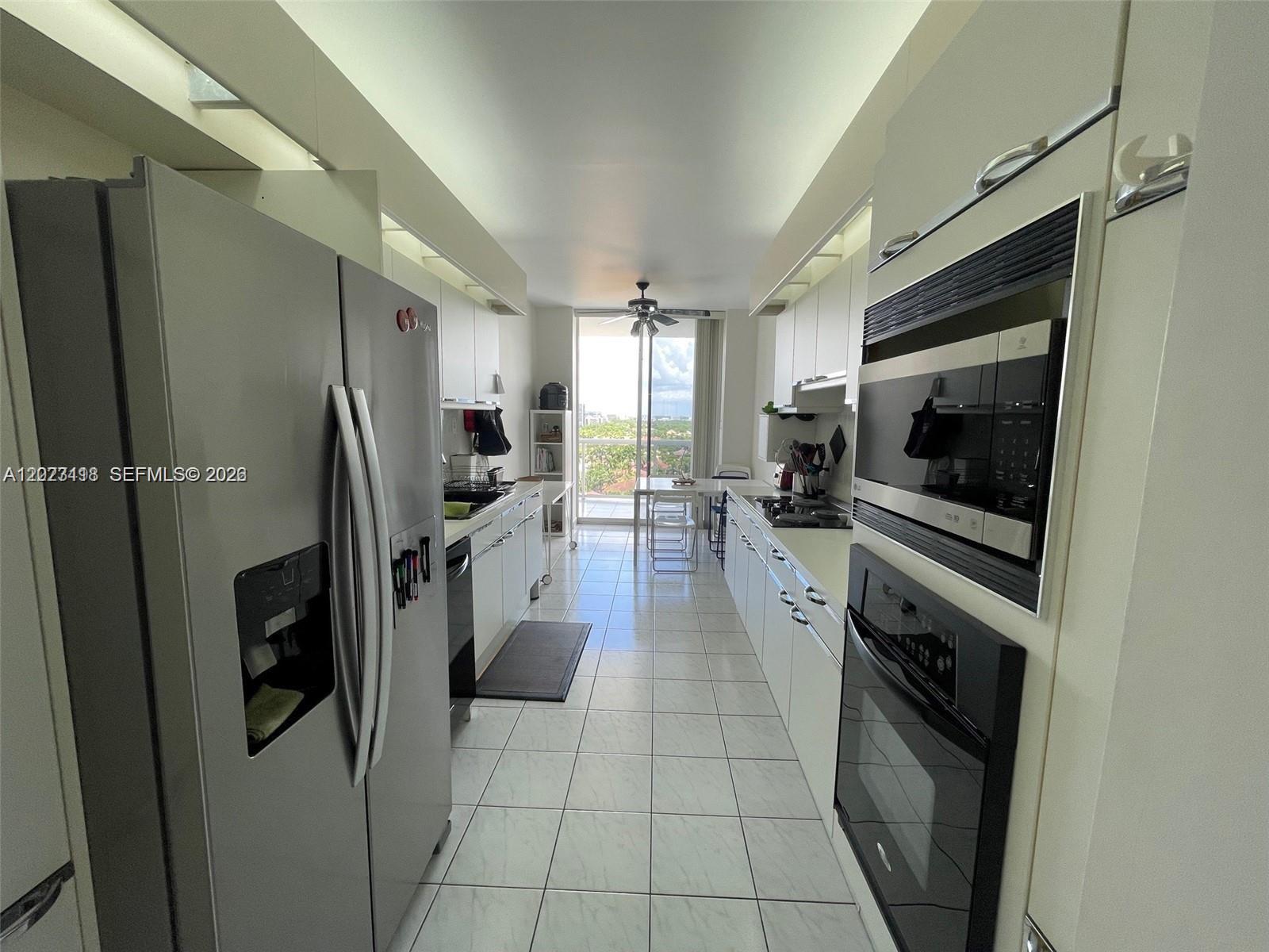 3801 NE 207th St Unit: 10AS