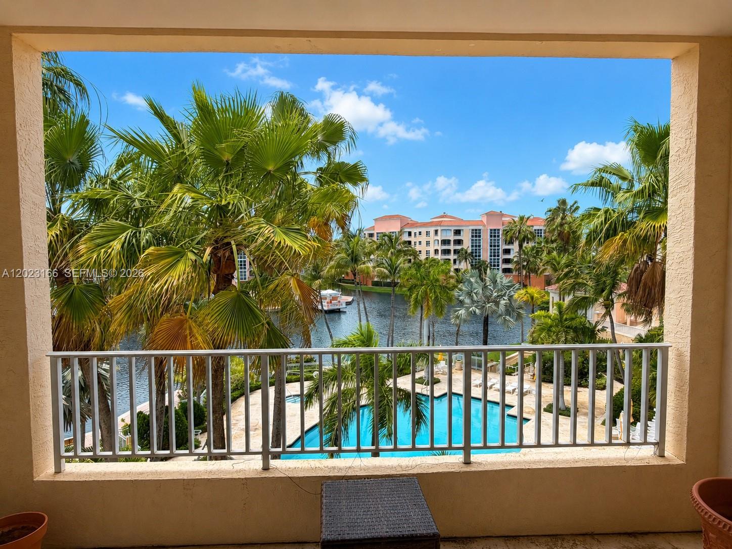 711 Crandon Blvd # 402