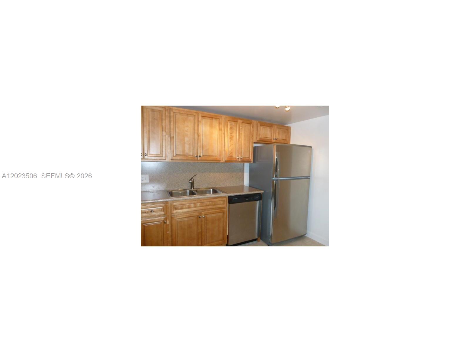 150 SE 25th Rd # 5E