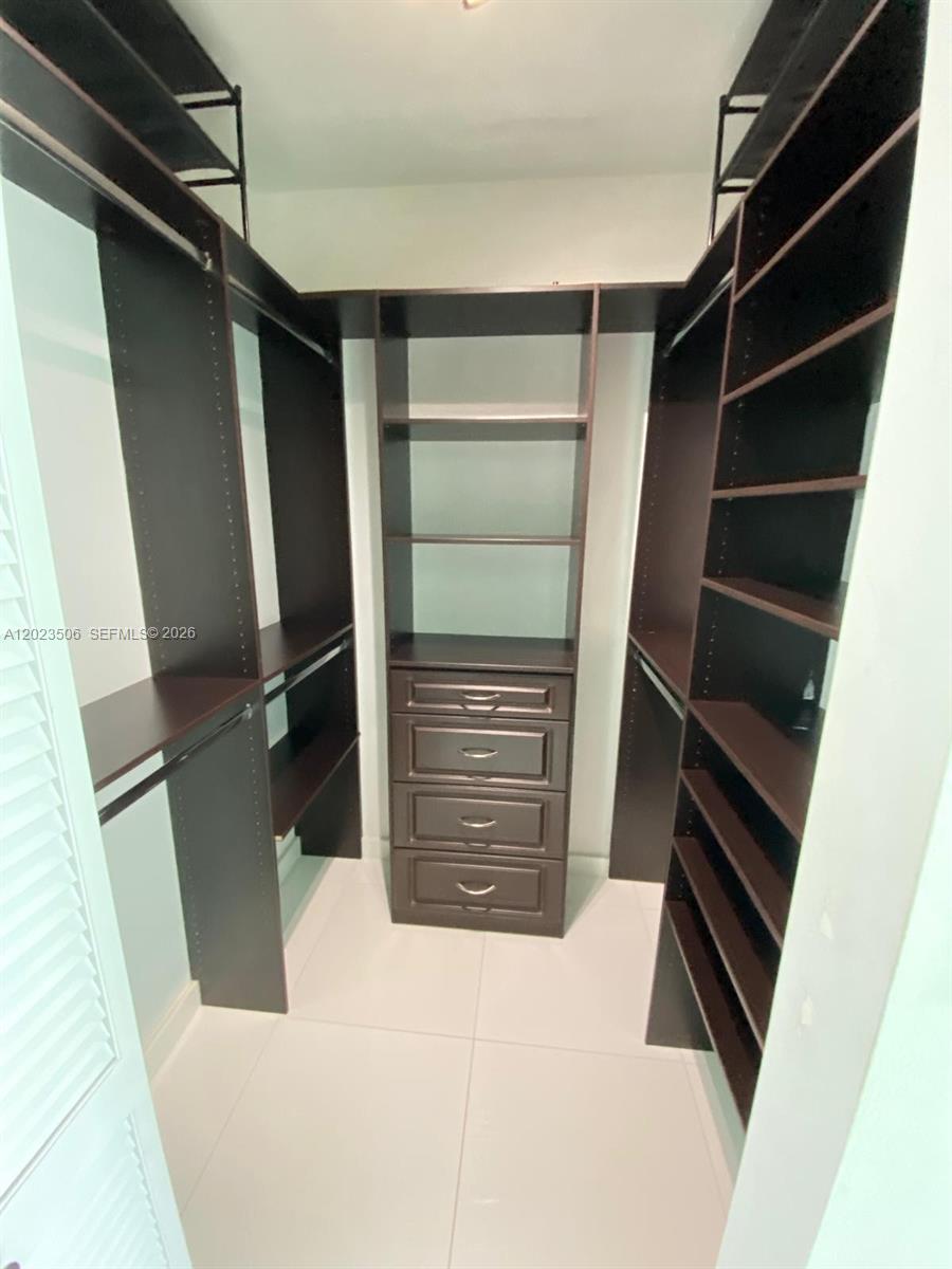 150 SE 25th Rd # 5E