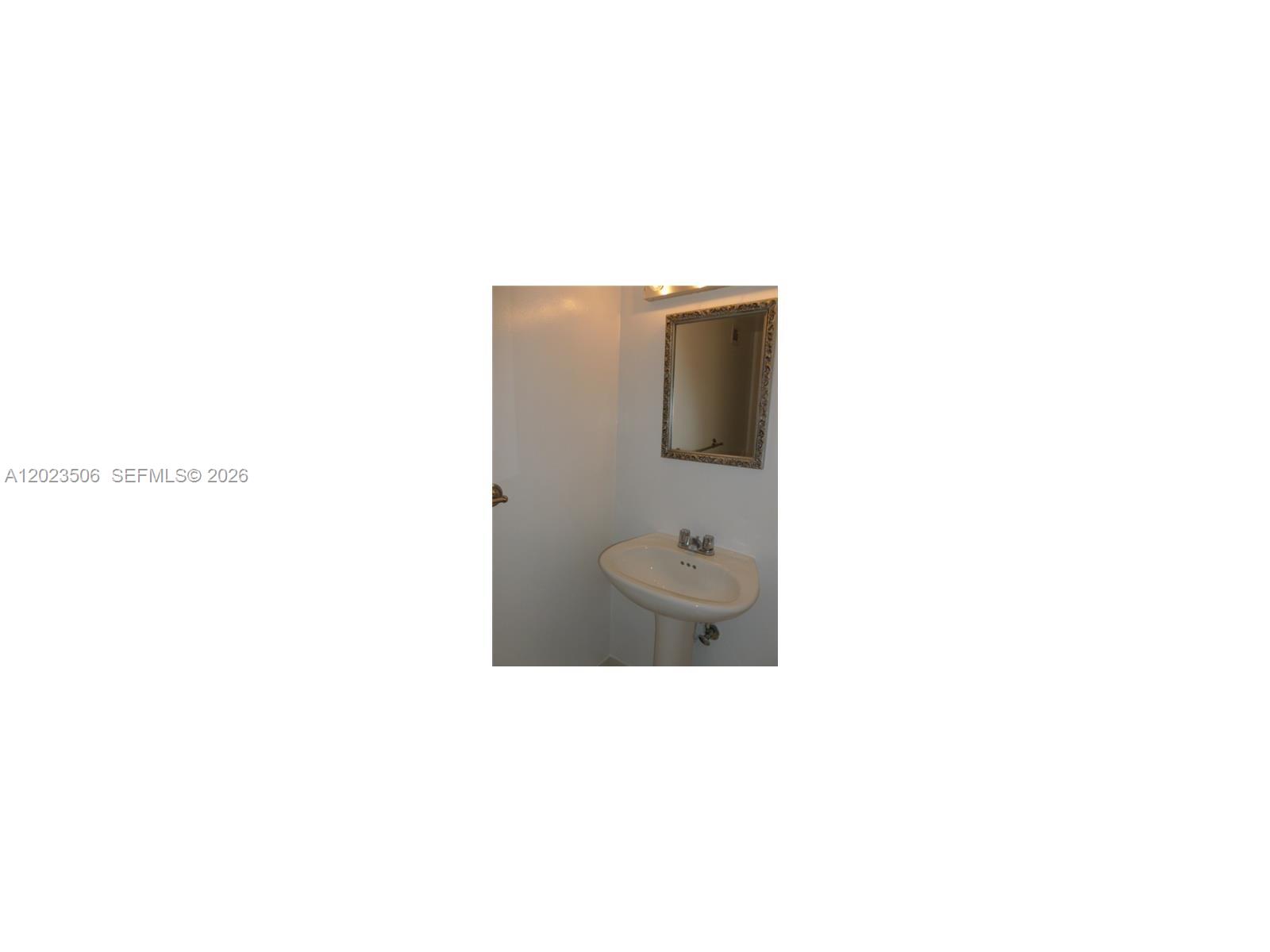 150 SE 25th Rd # 5E