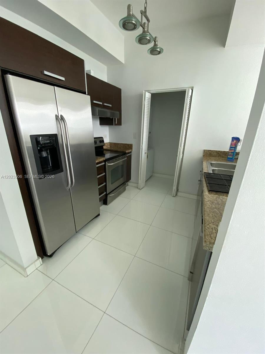 150 SE 25th Rd # 5E