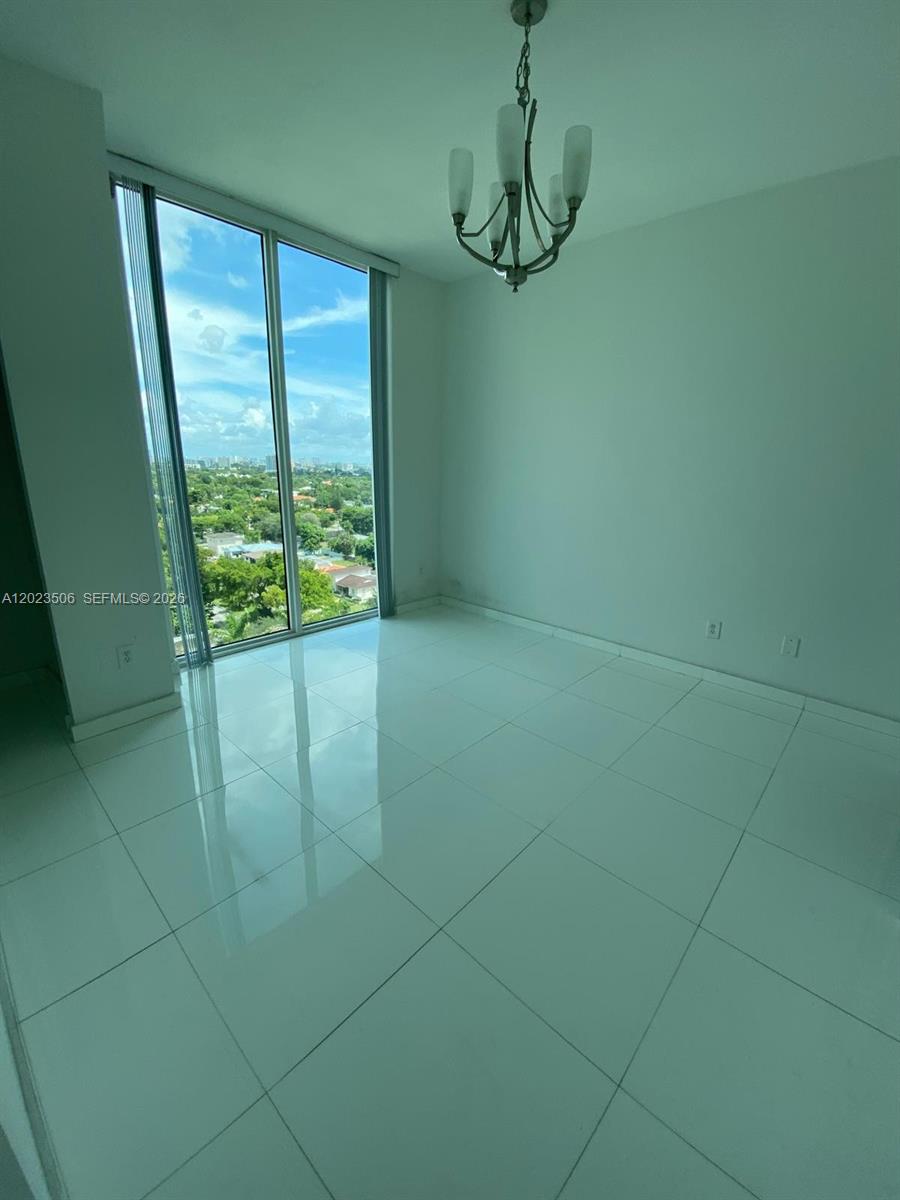 150 SE 25th Rd # 5E