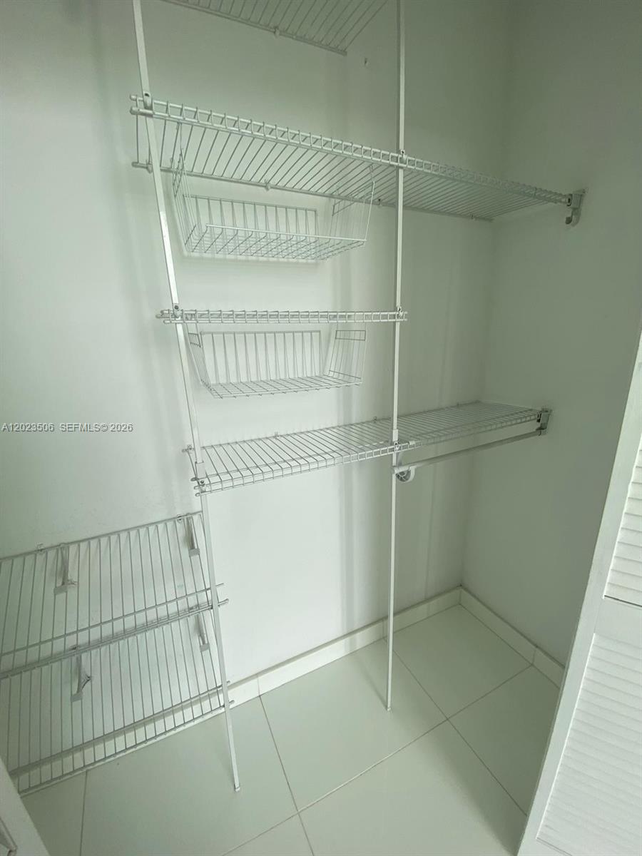 150 SE 25th Rd # 5E