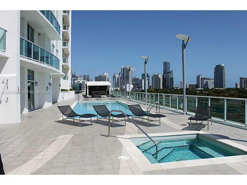 2525 SW 3 AV # 1006