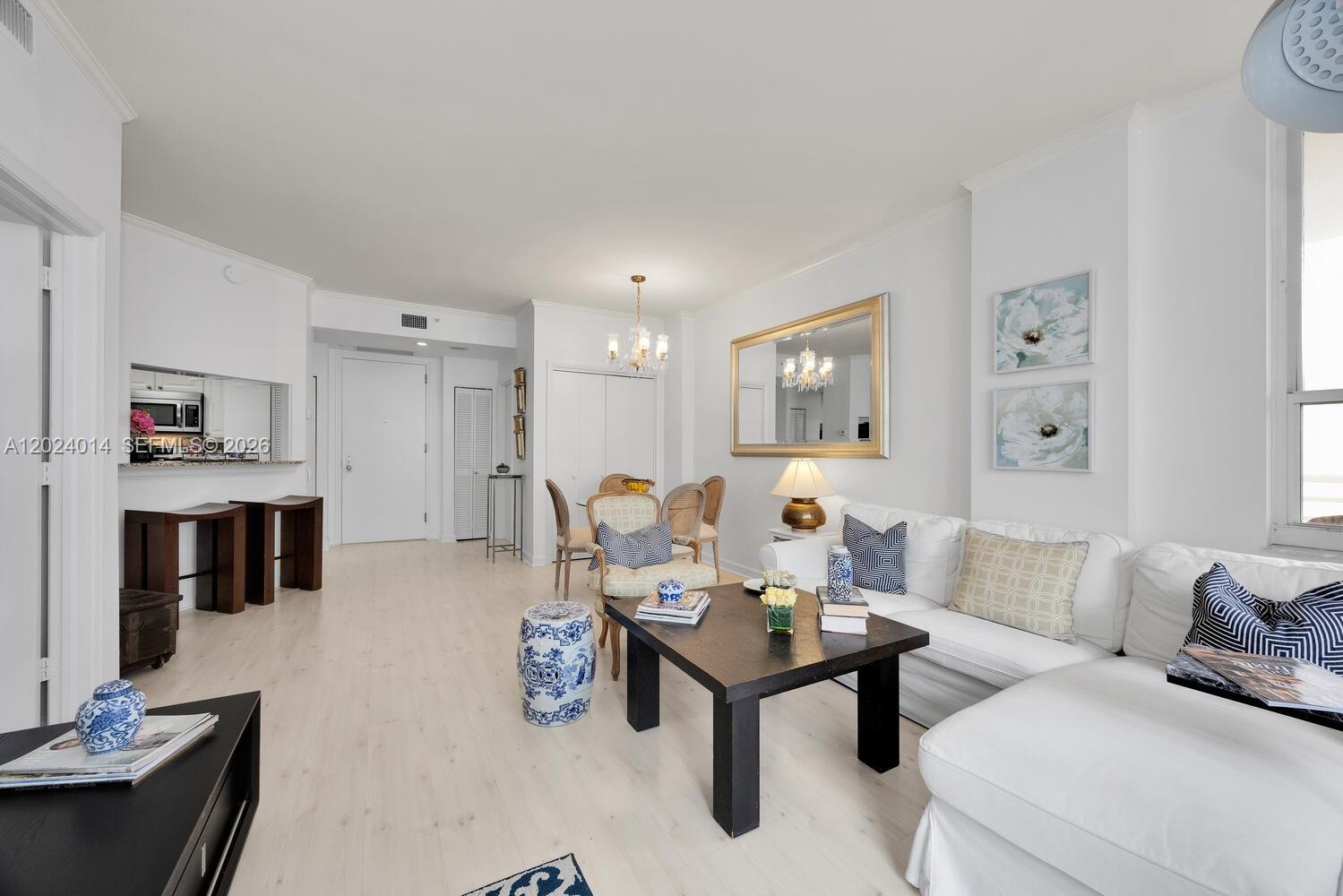 888 Brickell Key Dr # 1001