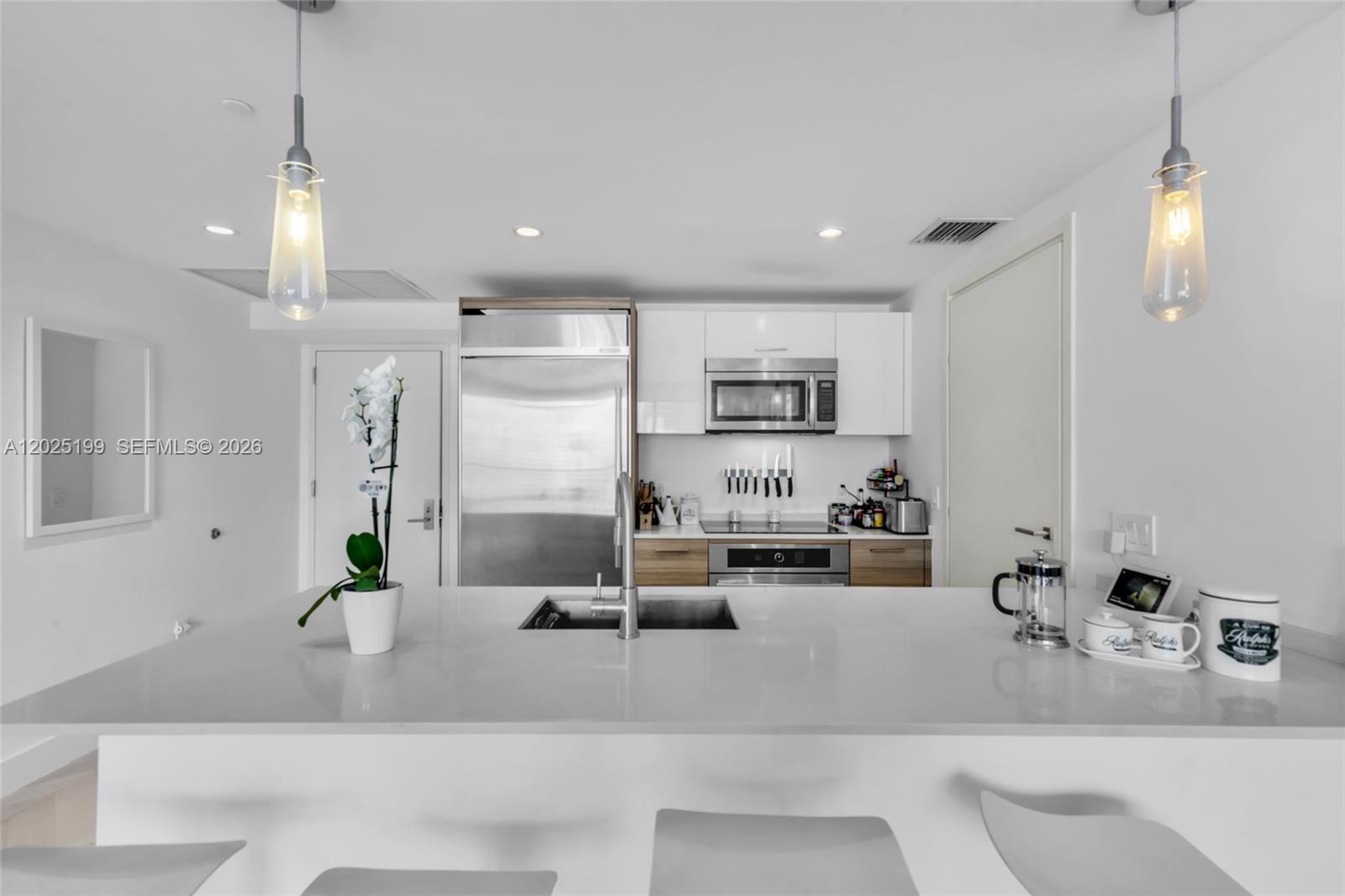 1300 Brickell Bay Dr # 3408