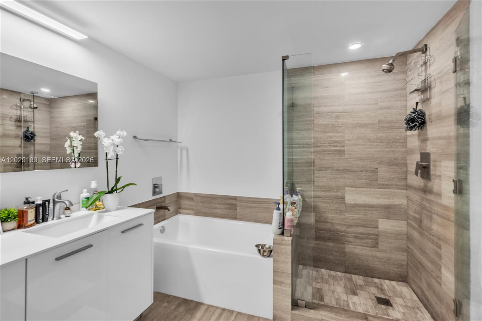 1300 Brickell Bay Dr # 3408