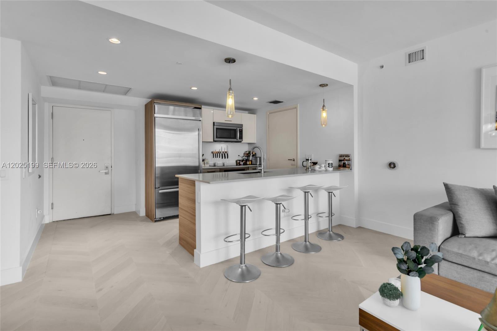 1300 Brickell Bay Dr # 3408