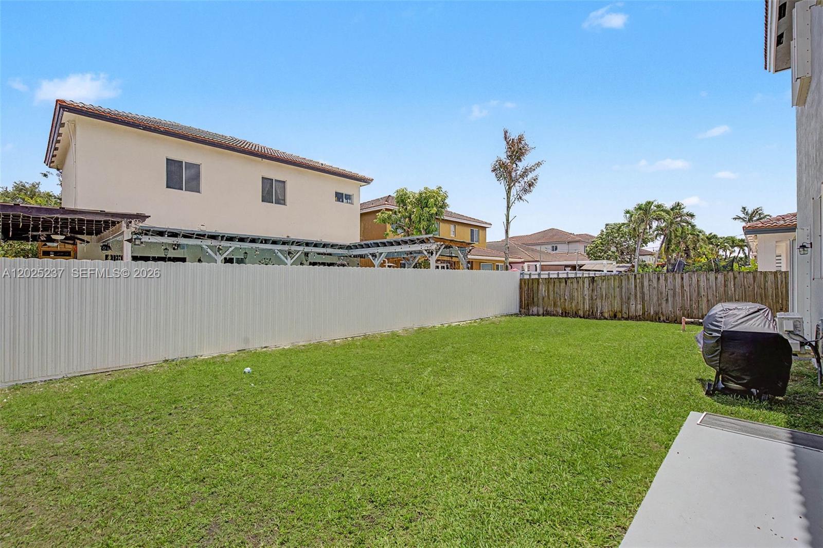 1551 SW 154th Ct