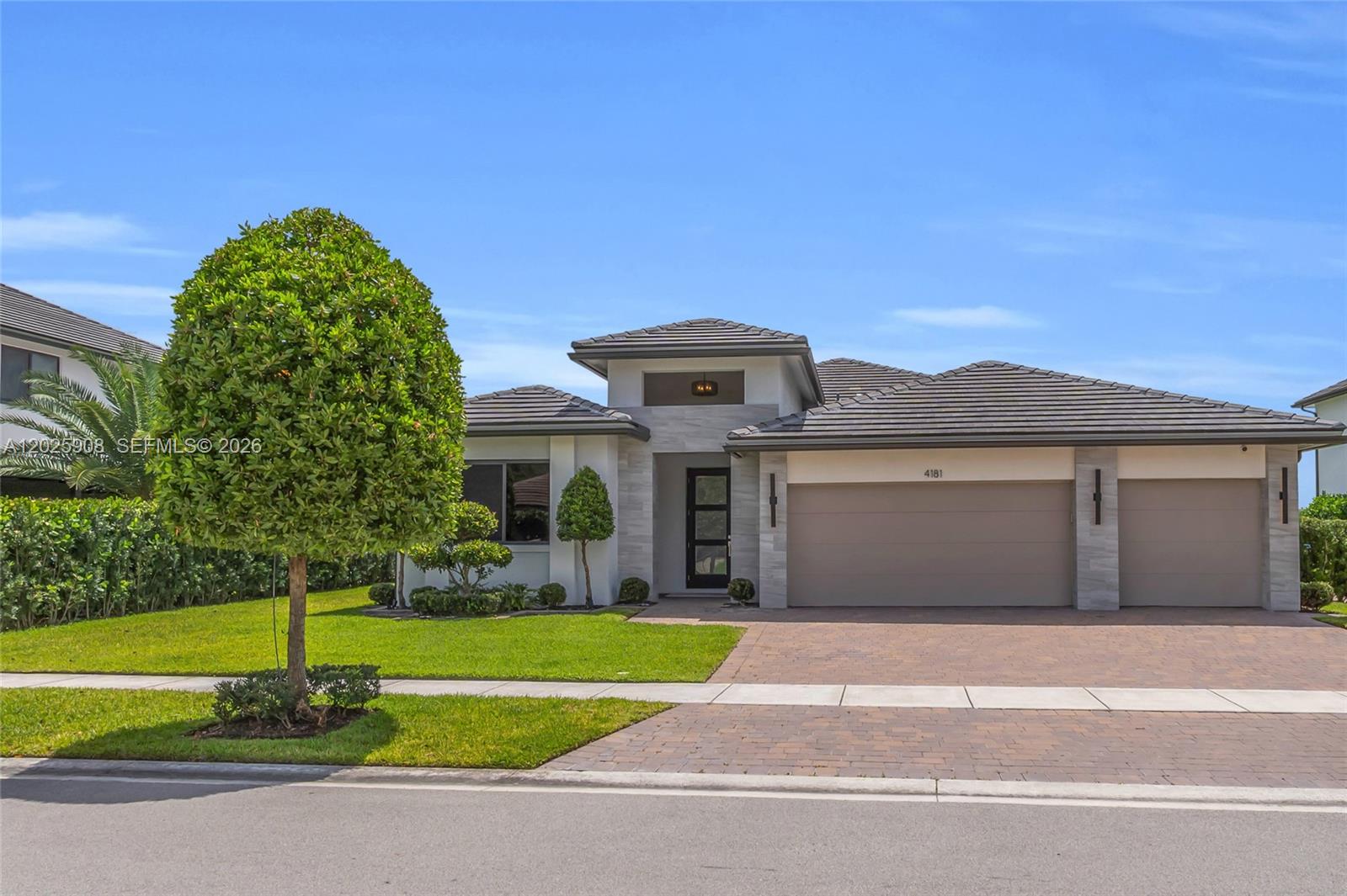 4181 SW 178th Ave