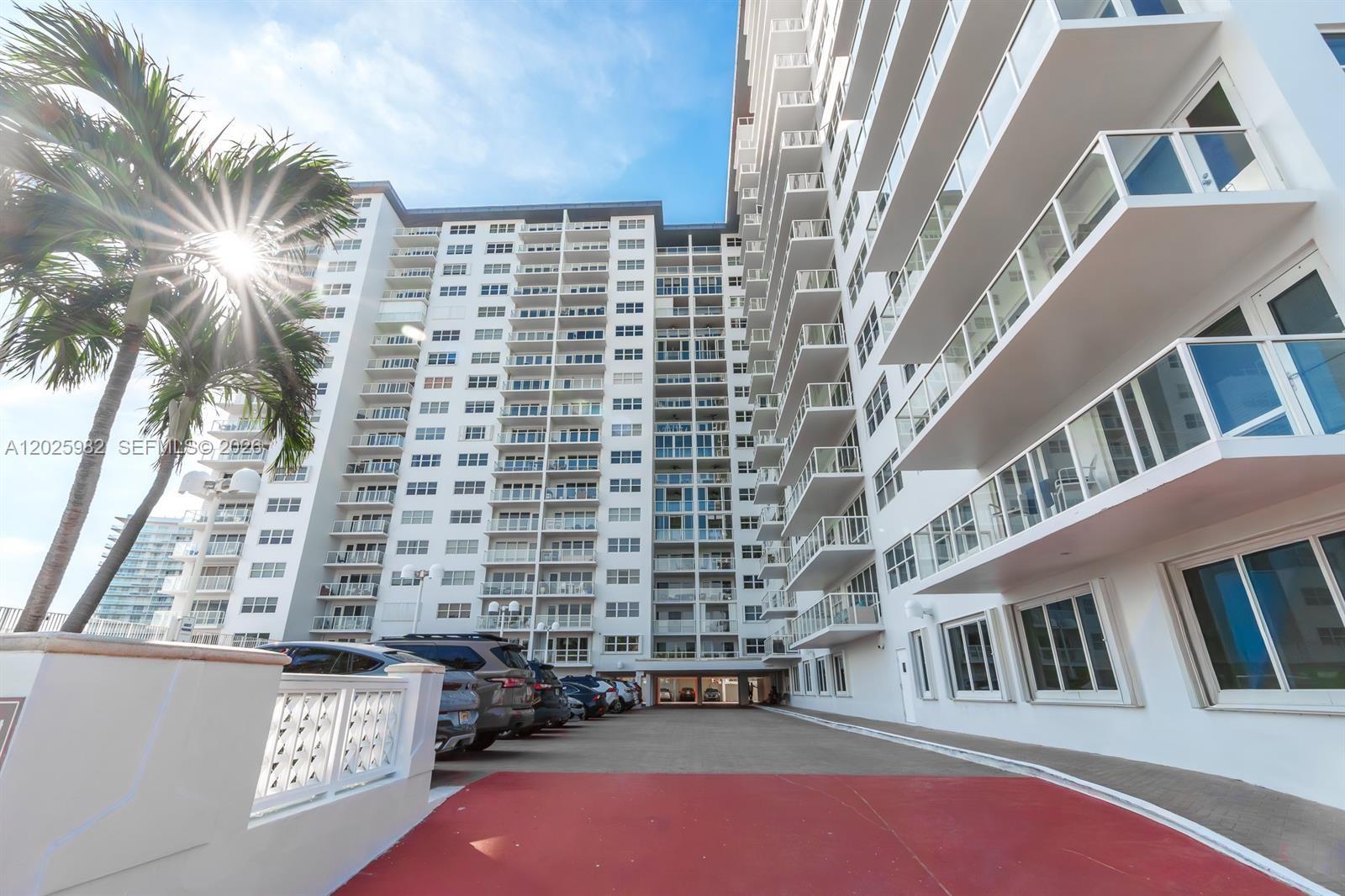 111 N Pompano Beach Blvd Unit: 909