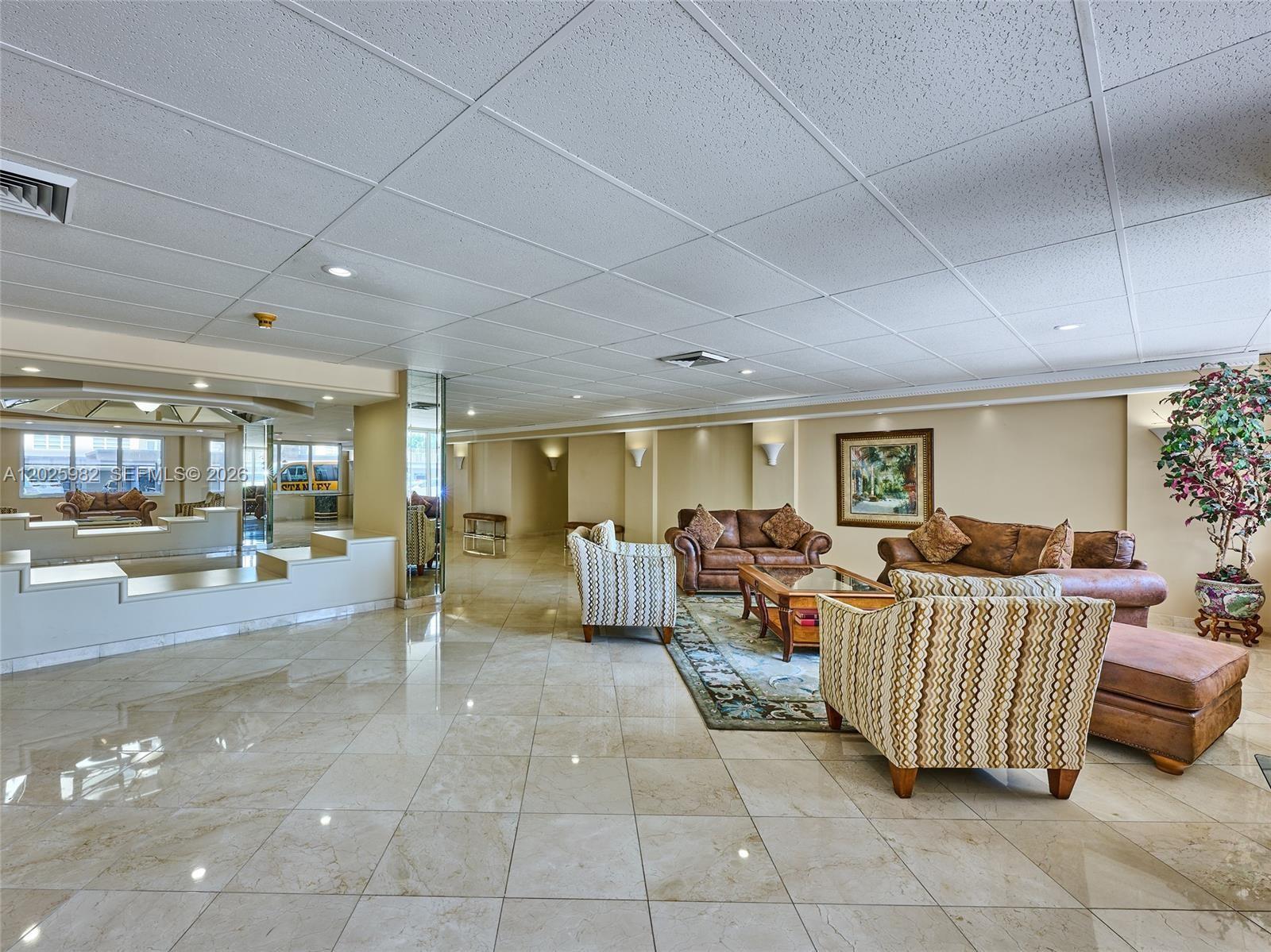 111 N Pompano Beach Blvd Unit: 909