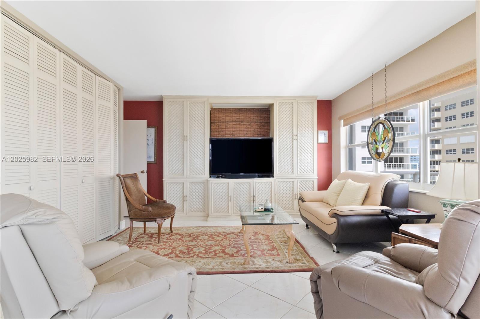 111 N Pompano Beach Blvd Unit: 909