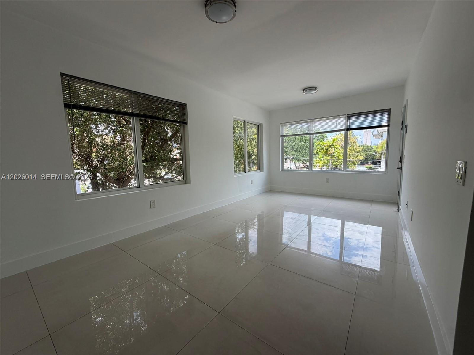 44 NW 10th Ave # 3