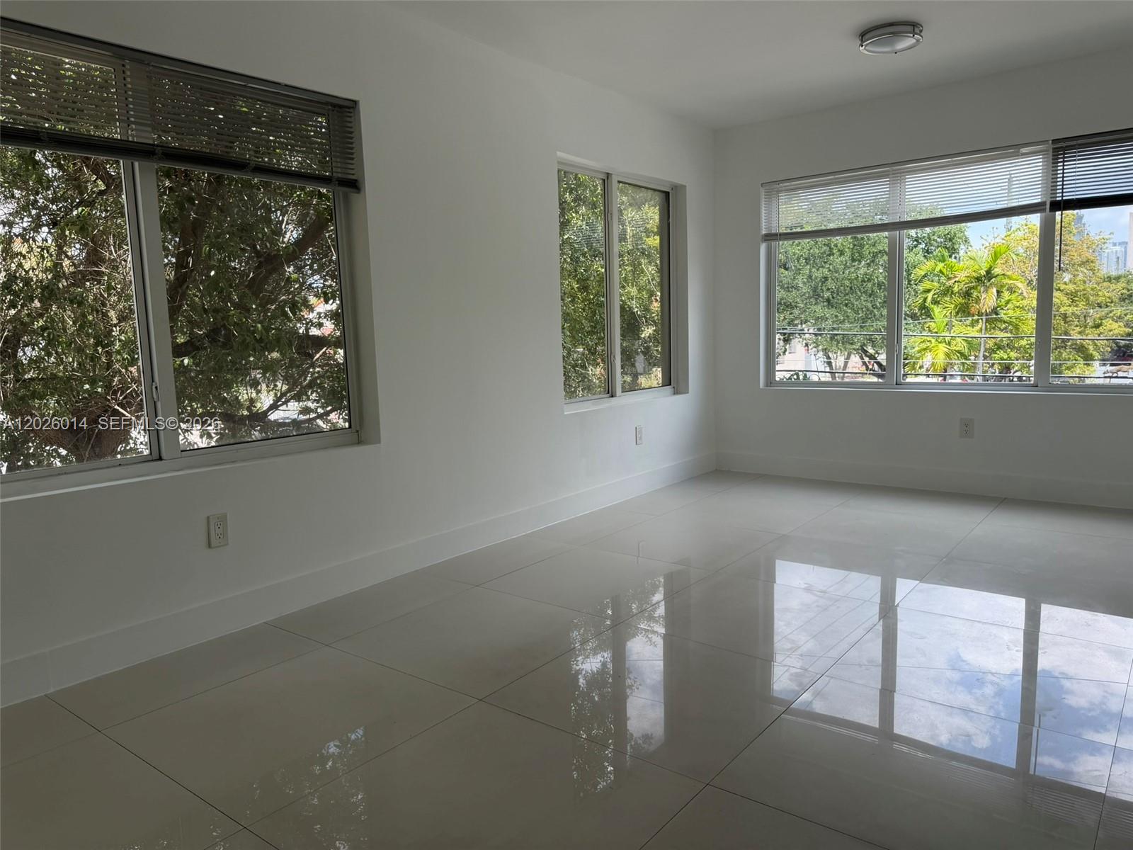 44 NW 10th Ave # 3