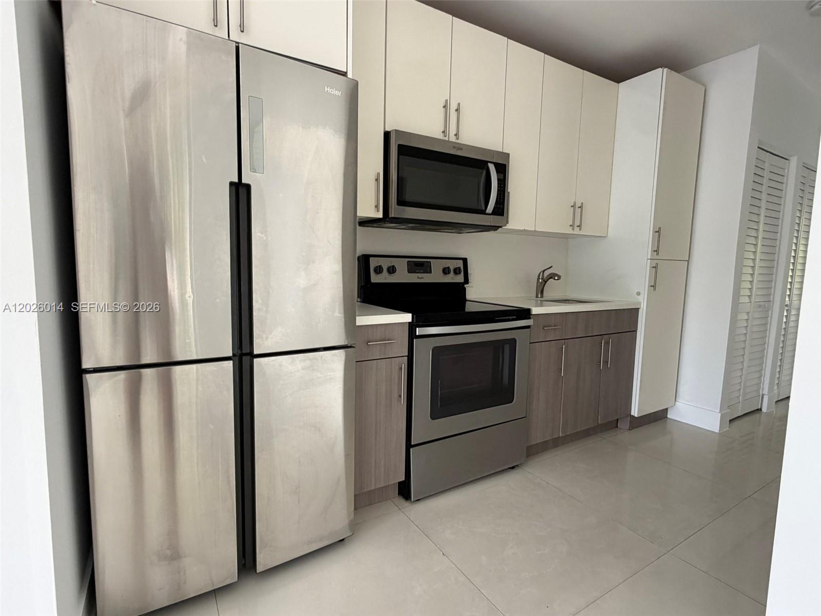 44 NW 10th Ave # 3